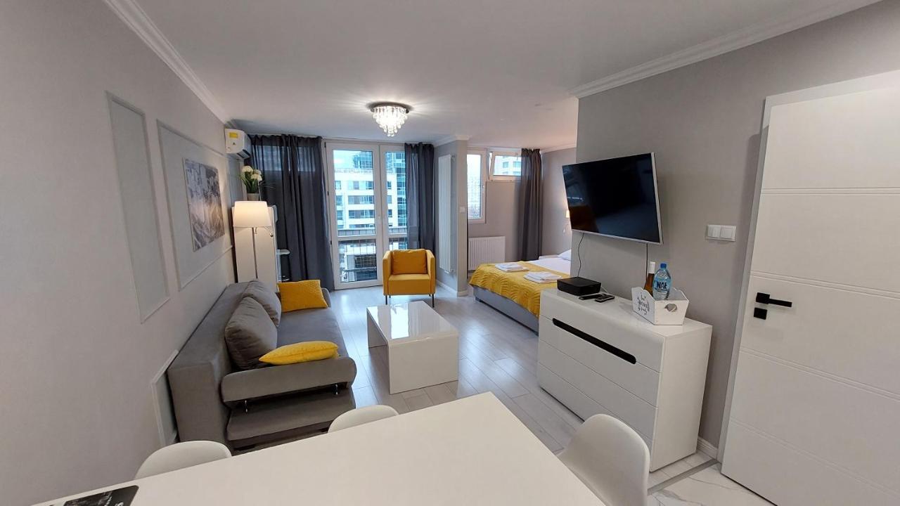Elegancki Apartament W Sercu Warszawy Варшава Экстерьер фото